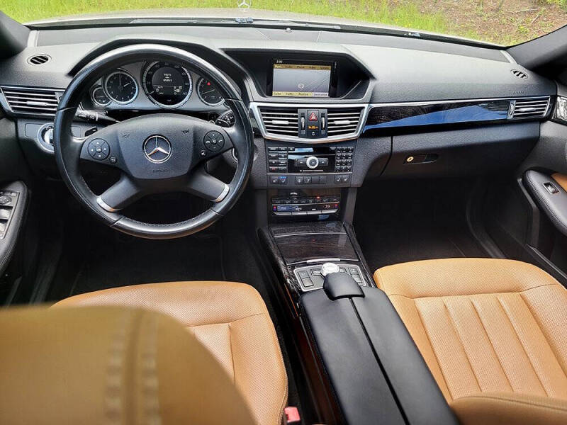 2010 Mercedes-Benz E-Class