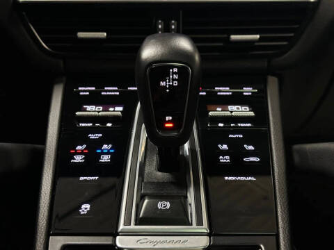 2023 Porsche Cayenne