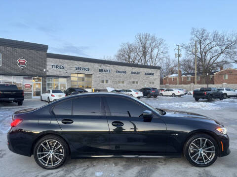 2022 BMW 3 Series 330e