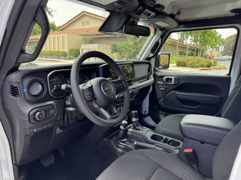 2025 Jeep Wrangler Rubicon 4xe