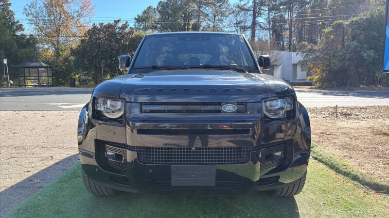 2024 Land Rover Defender 130 P400 X-Dynamic SE