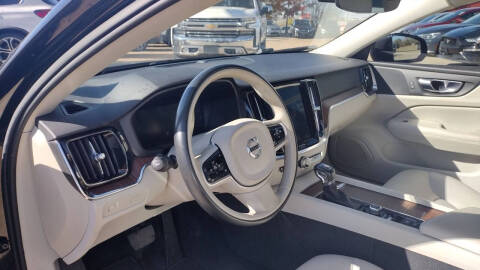 2019 Volvo S60 T5 Momentum