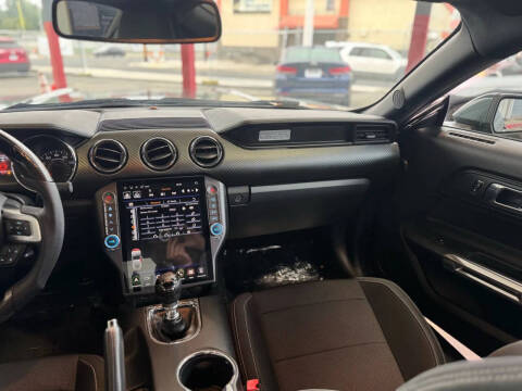 2015 Ford Mustang V6