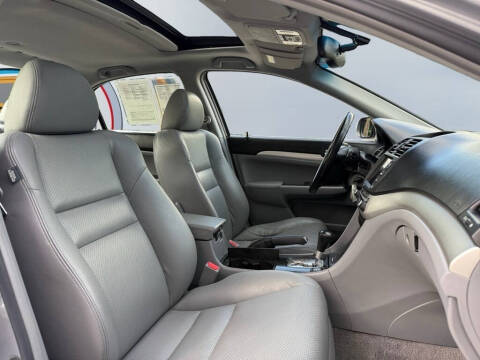 2005 Acura TSX w/Navi