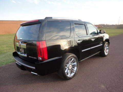 2013 Cadillac Escalade Platinum Edition