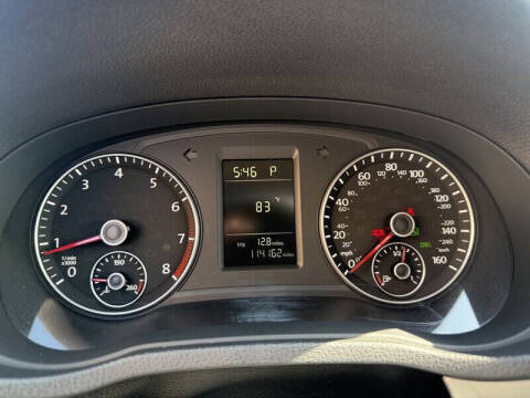 2015 Volkswagen Passat 1.8T S