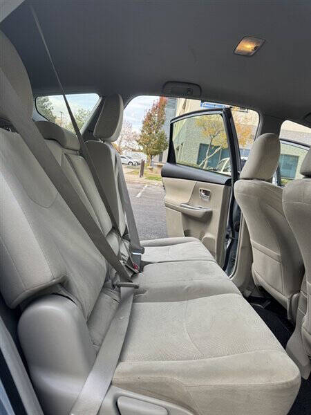 2012 Toyota Prius v Two