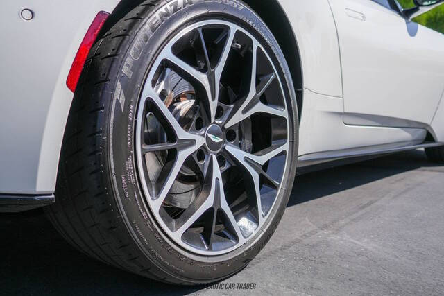 2019 Aston Martin DB11 Volante