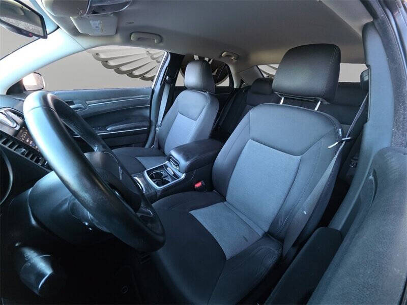 2018 Chrysler 300 Touring