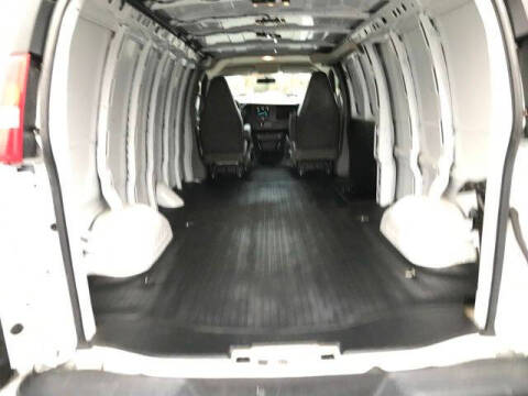 2024 Chevrolet Express 2500