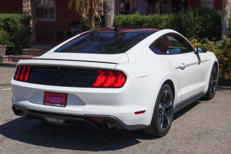 2020 Ford Mustang EcoBoost