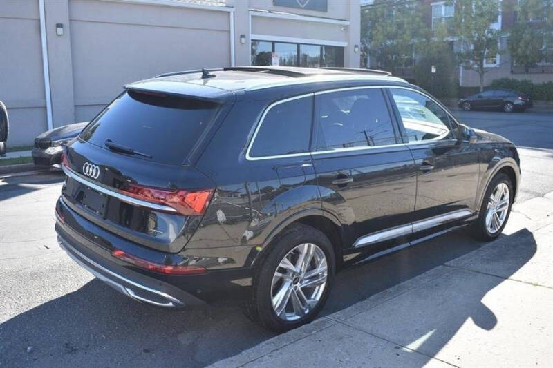 2023 Audi Q7 quattro Premium 45 TFSI
