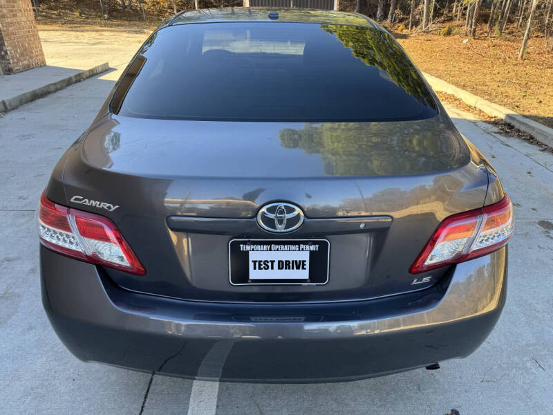 2011 Toyota Camry LE