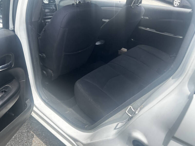 2014 Chrysler 200 LX