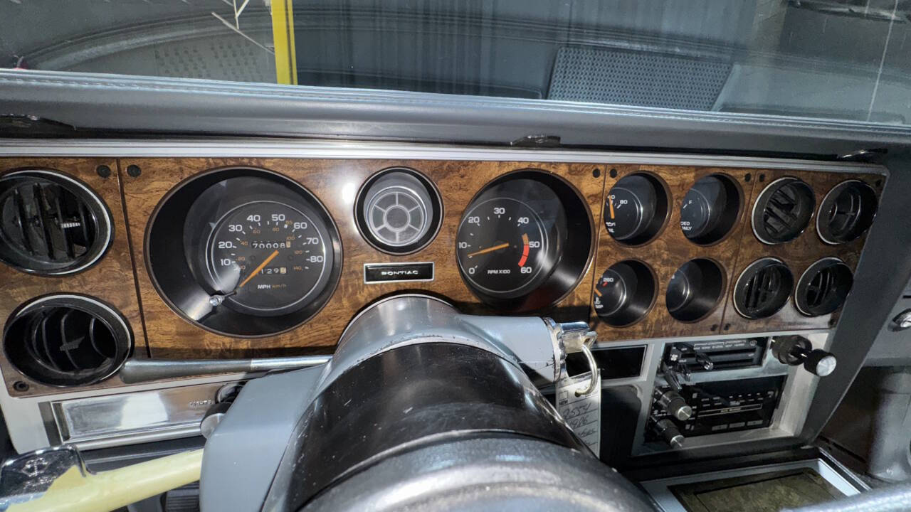 1986 Pontiac Grand Prix 15