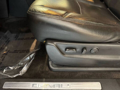 2012 GMC Yukon Denali