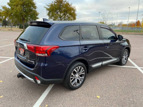 2017 Mitsubishi Outlander SE