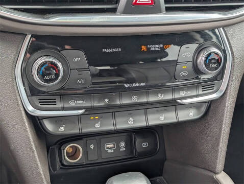 2019 Hyundai Santa Fe Ultimate 2.4L