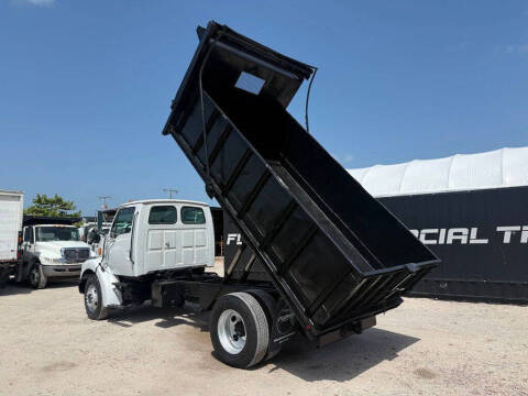 2000 Sterling L7500 Series