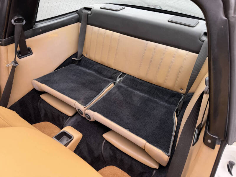 1992 Porsche 911 Carrera 2