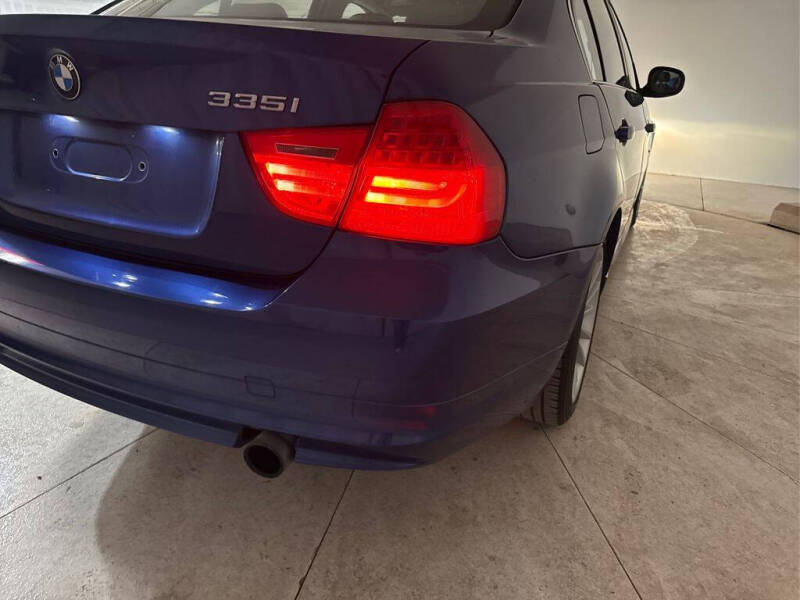 2011 BMW 3 Series 335i