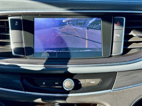 2020 Buick Enclave Essence