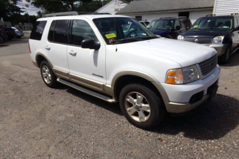 2005 Ford Explorer Eddie Bauer photo 3