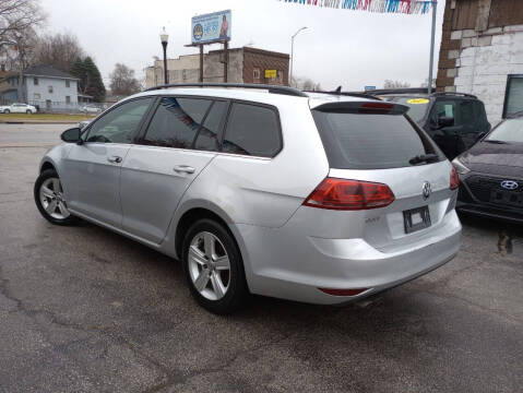 2015 Volkswagen Golf SportWagen TDI S