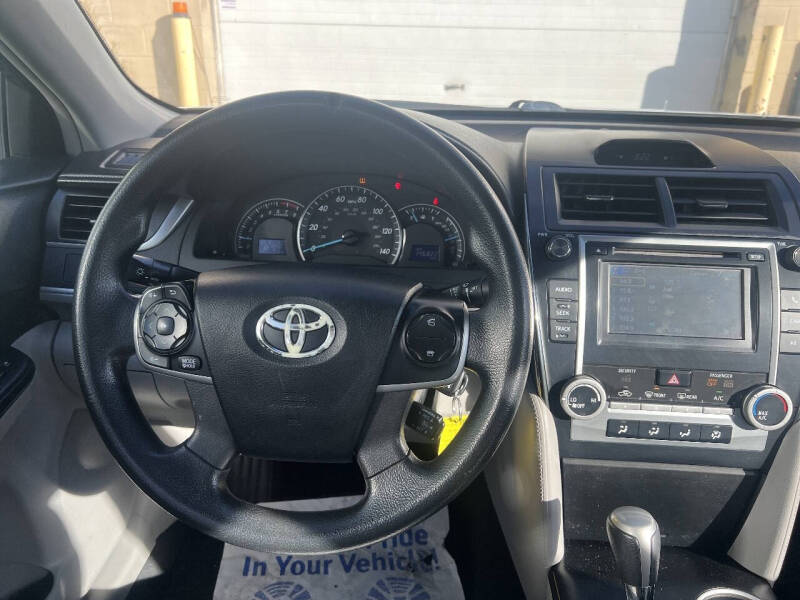 2012 Toyota Camry LE