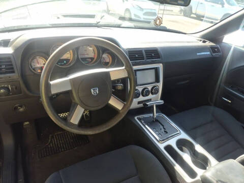 2010 Dodge Challenger SE