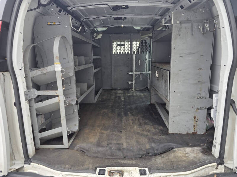 2018 Chevrolet Express Cargo Work Van photo 5