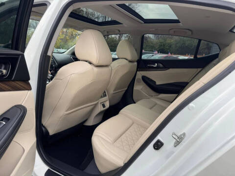 2018 Nissan Maxima Platinum