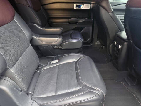 2020 Ford Explorer Platinum