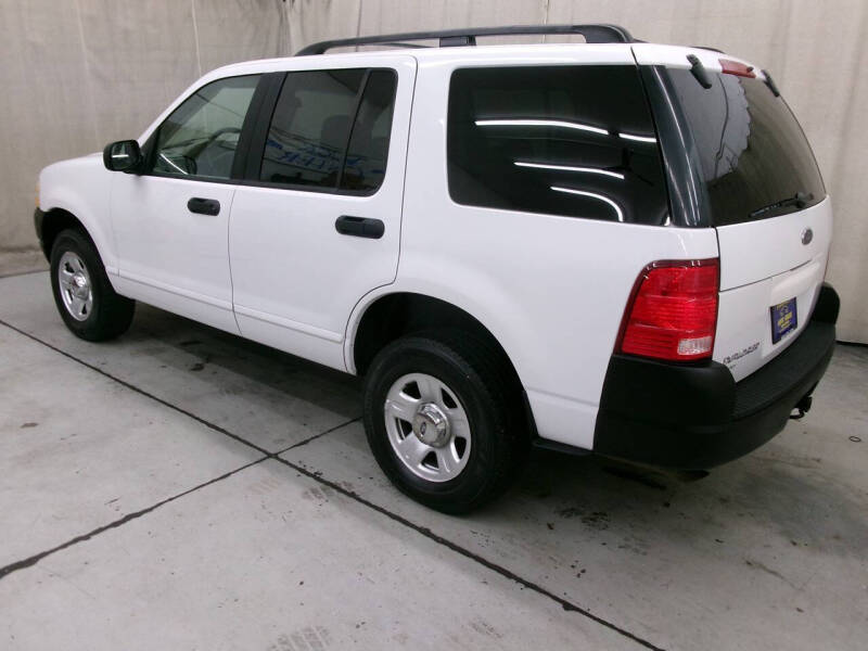 2003 Ford Explorer XLS