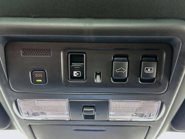 2023 Nissan Titan Platinum Reserve