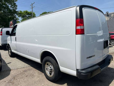 2019 Chevrolet Express 2500