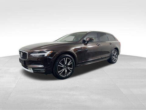 2017 Volvo V90 Cross Country T6