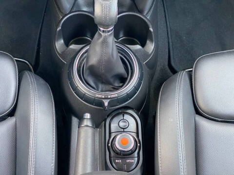 2016 MINI Hardtop 4 Door Cooper