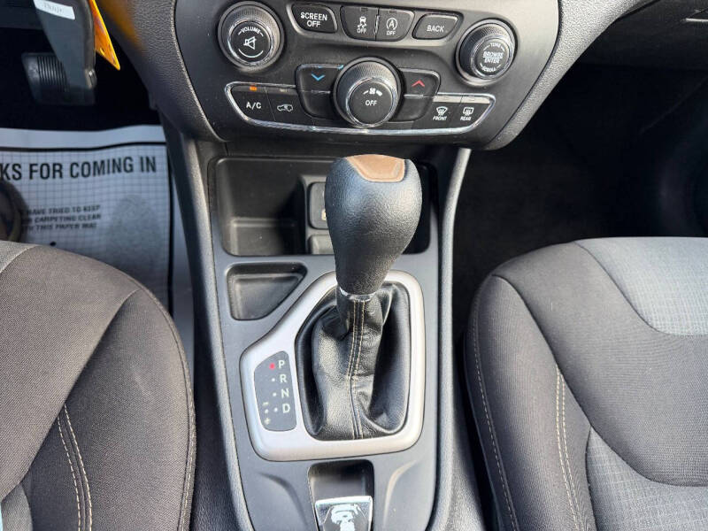 2017 Jeep Cherokee Latitude