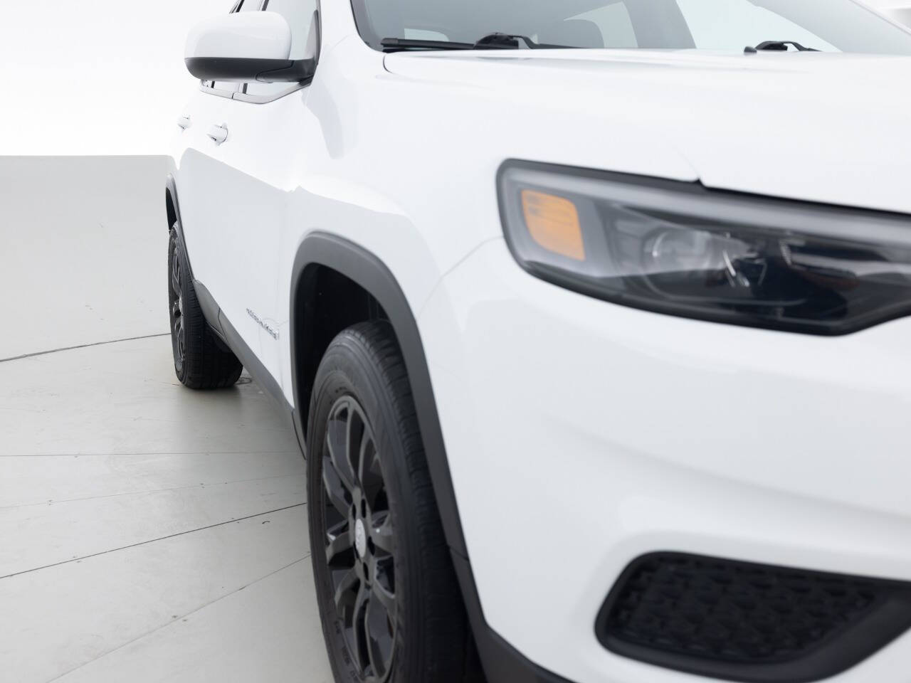 Used Car 2020 Jeep Cherokee  Latitude 4x4 4dr Suv For Sale Under $20,000 In Coal City, Illinois