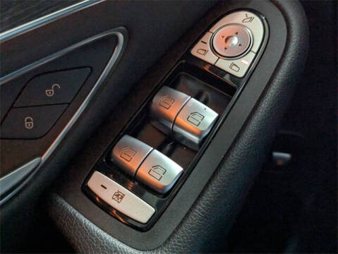 2021 Mercedes-Benz GLC GLC 300 4MATIC