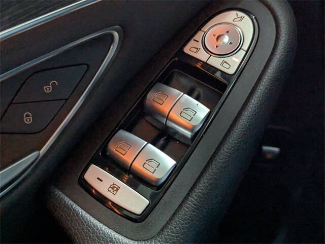 2021 Mercedes-Benz GLC GLC 300 4MATIC