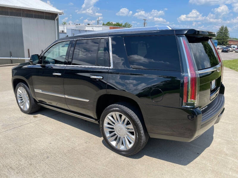 2017 Cadillac Escalade Platinum