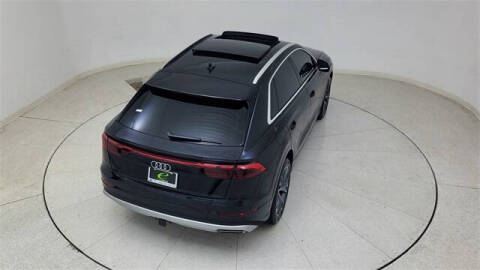 2024 Audi Q8 quattro Prestige 55 TFSI