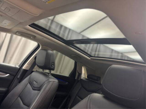 2018 Cadillac XT5 Premium Luxury