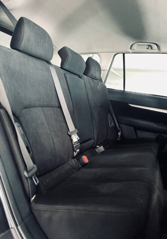 2013 Subaru Outback 2.5i Premium