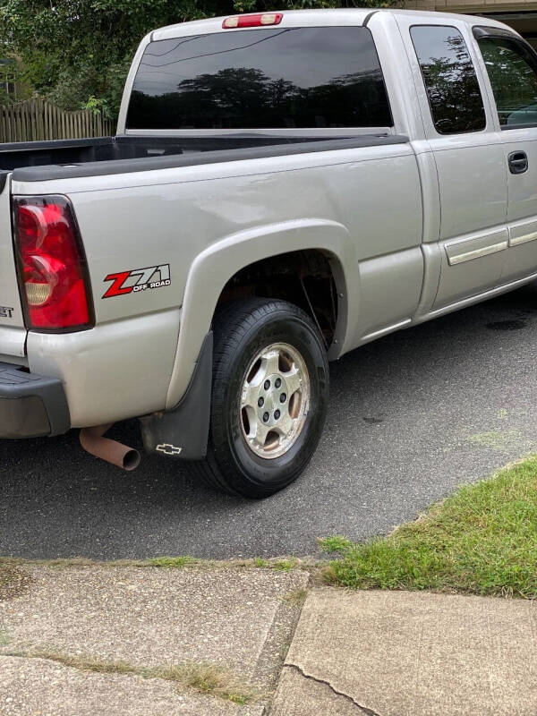 2004 Chevrolet Silverado 2500 for sale at Import Gallery in Clinton MD