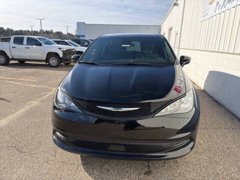 2026 Chrysler Voyager LX