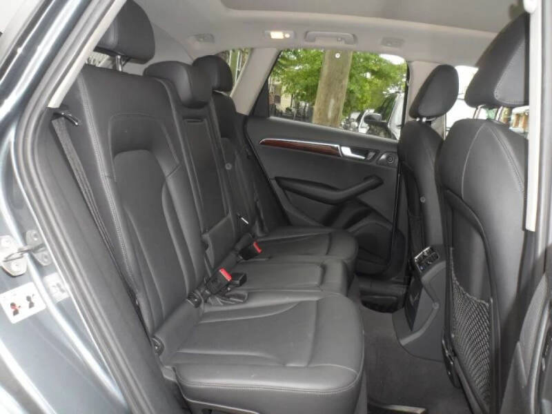 2012 Audi Q5 2.0T quattro Premium Plus