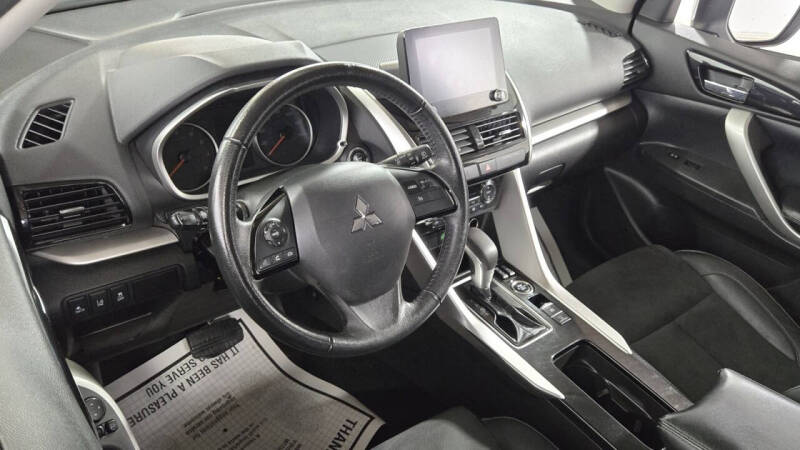 2023 Mitsubishi Eclipse Cross SE